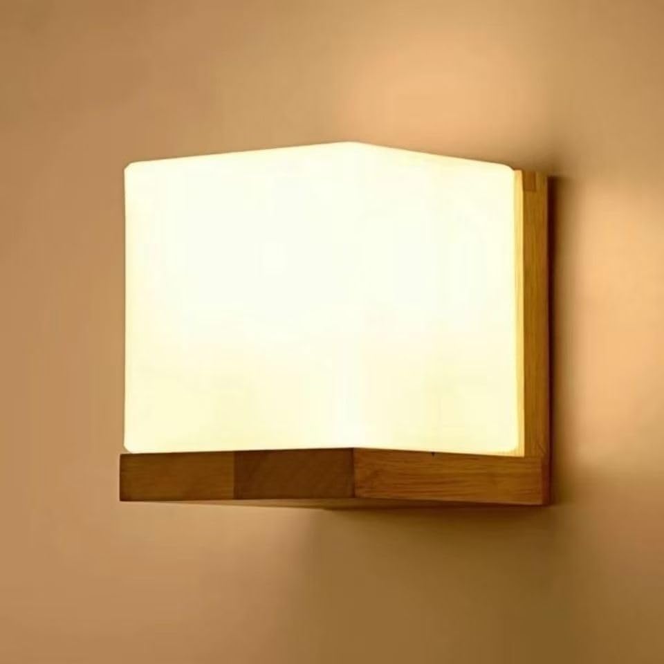 Wandleuchte - Rahmen aus Holz und Glas