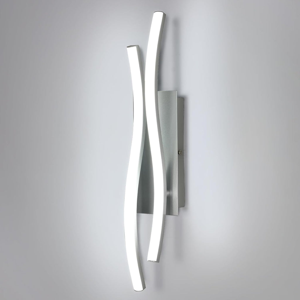 Wandleuchte – silberner Aluminiumrahmen, weißes Licht
