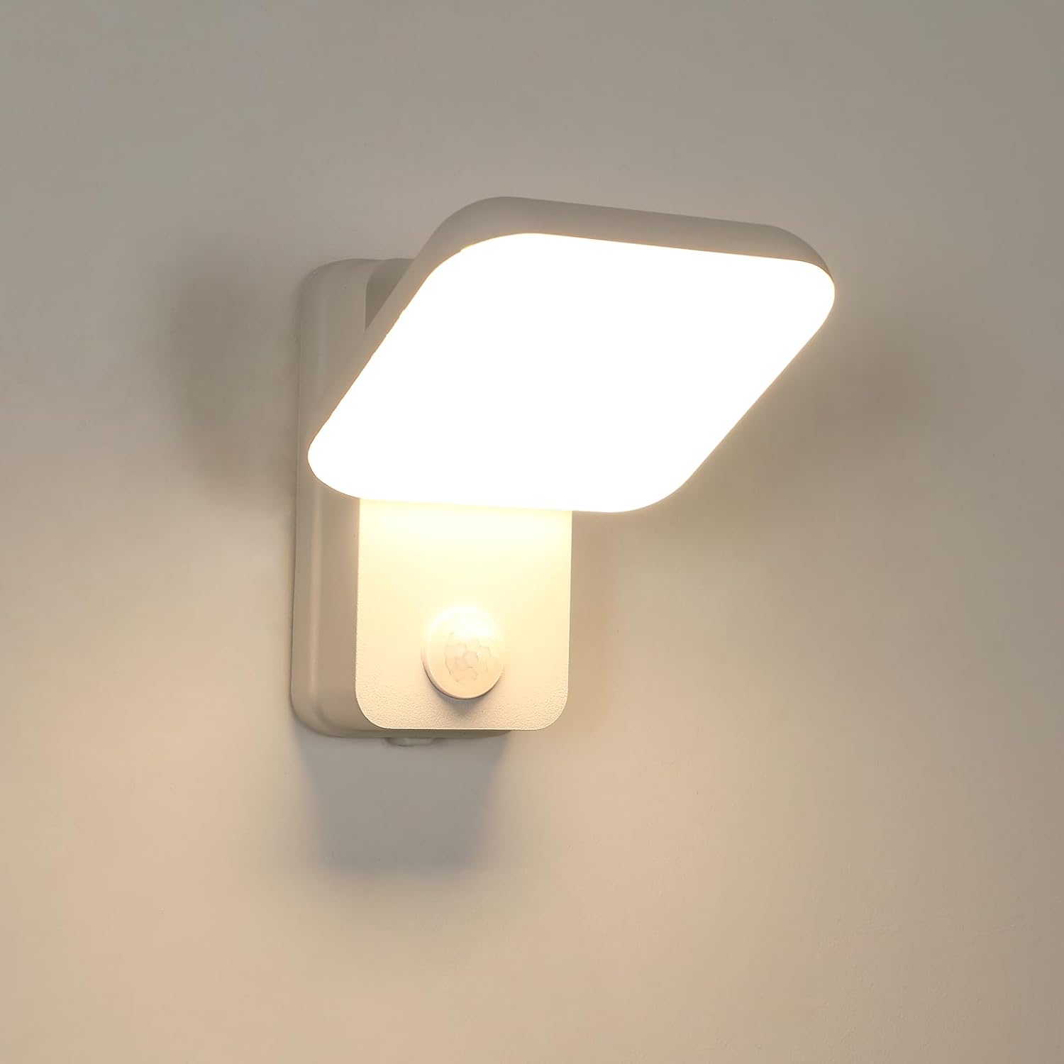 Wandleuchte – Weißer Aluminiumrahmen, warmes Licht