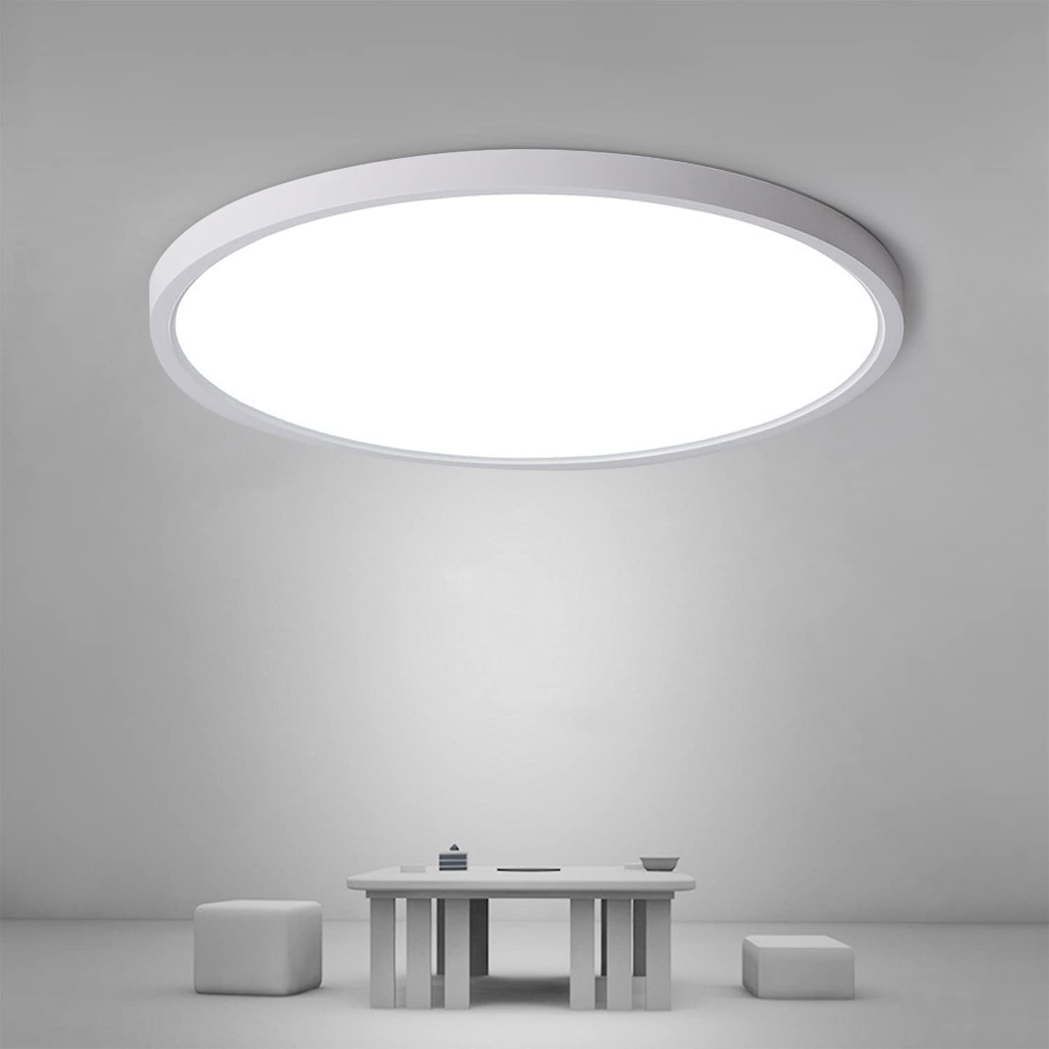 Deckenleuchte – weißer Kunststoffrahmen, weißes Licht