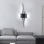Wandleuchte - schwarzer Aluminiumrahmen, weißes Licht