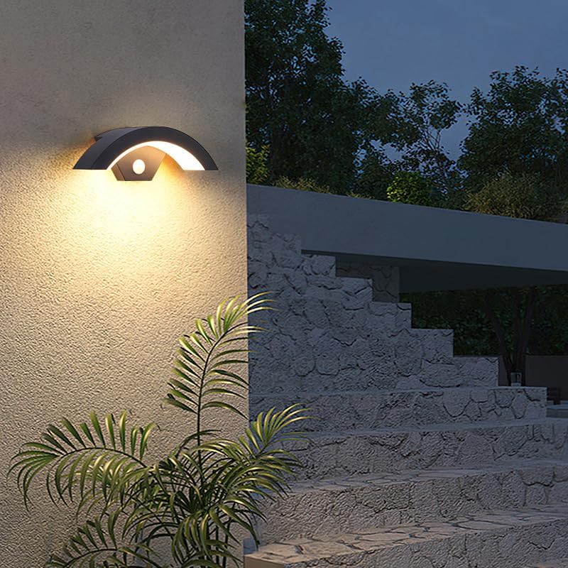 Wall Light - Black Metal Frame, Warm Light