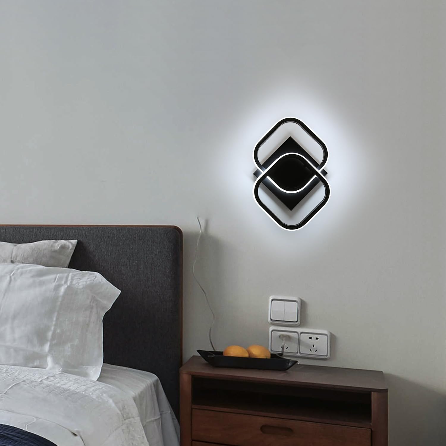 Ceiling Light - Gold Aluminium Frame, Warm Light