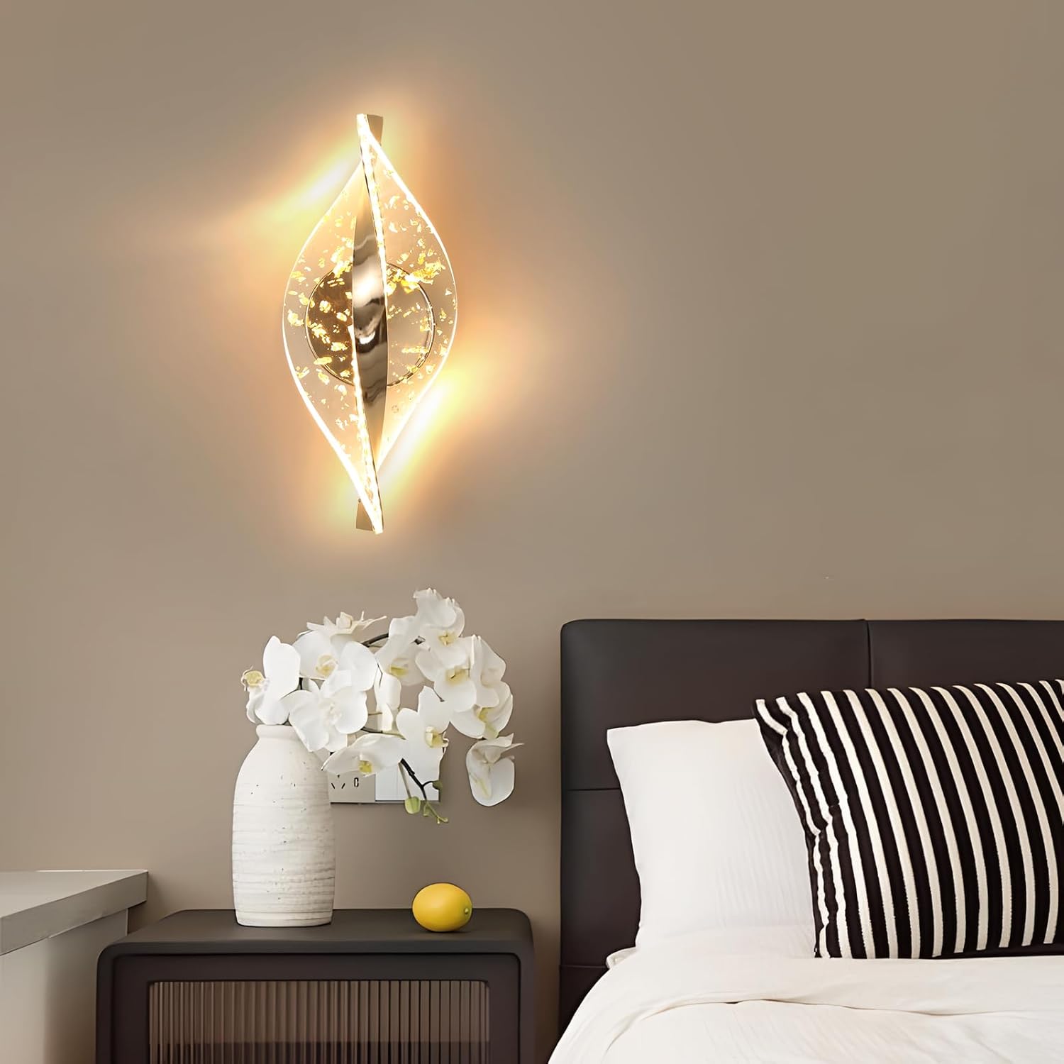 Wall Light - Gold Acrylic Frame, Tunable
