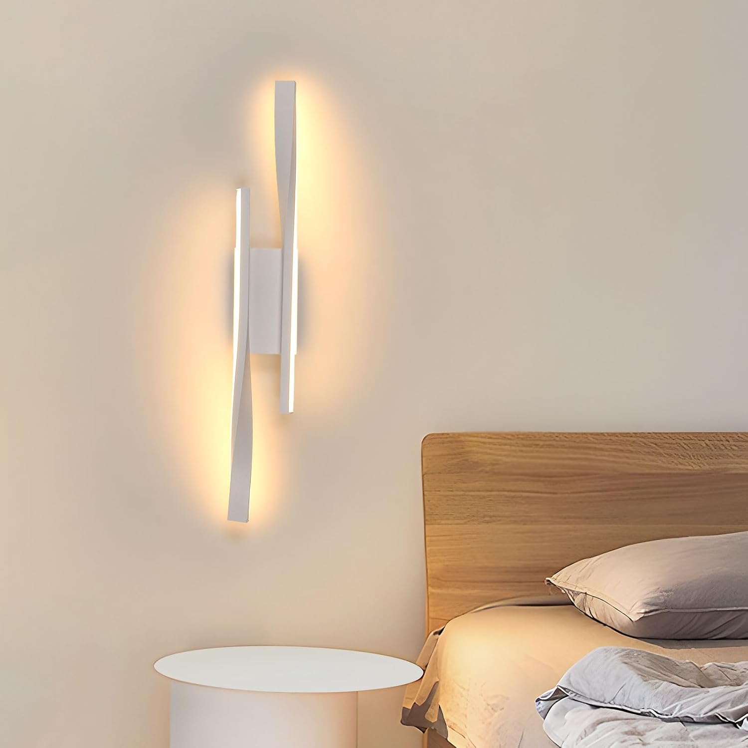 Wandleuchte – Weißer Aluminiumrahmen, warmes Licht
