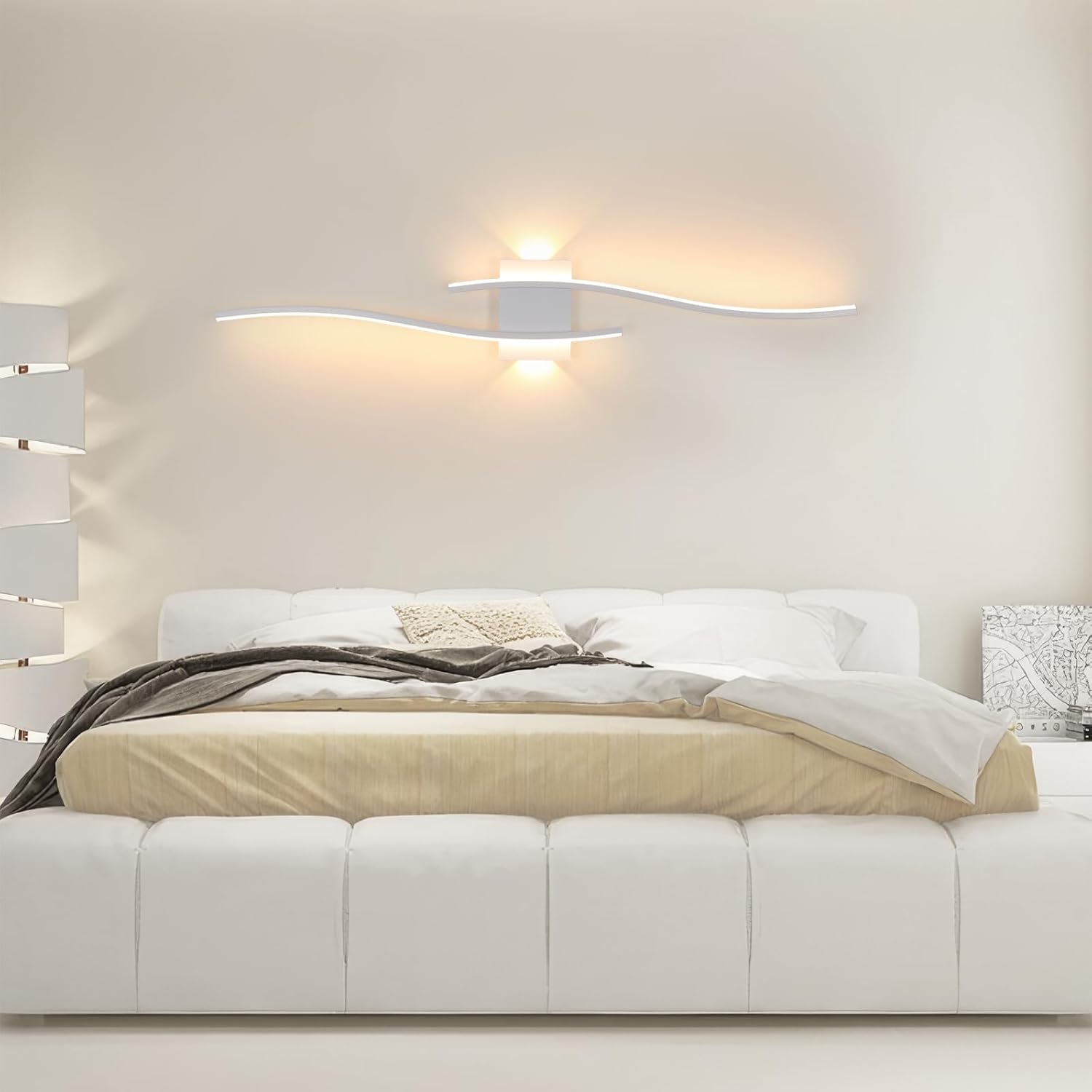 Wall Light - White Aluminium Frame, Warm Light