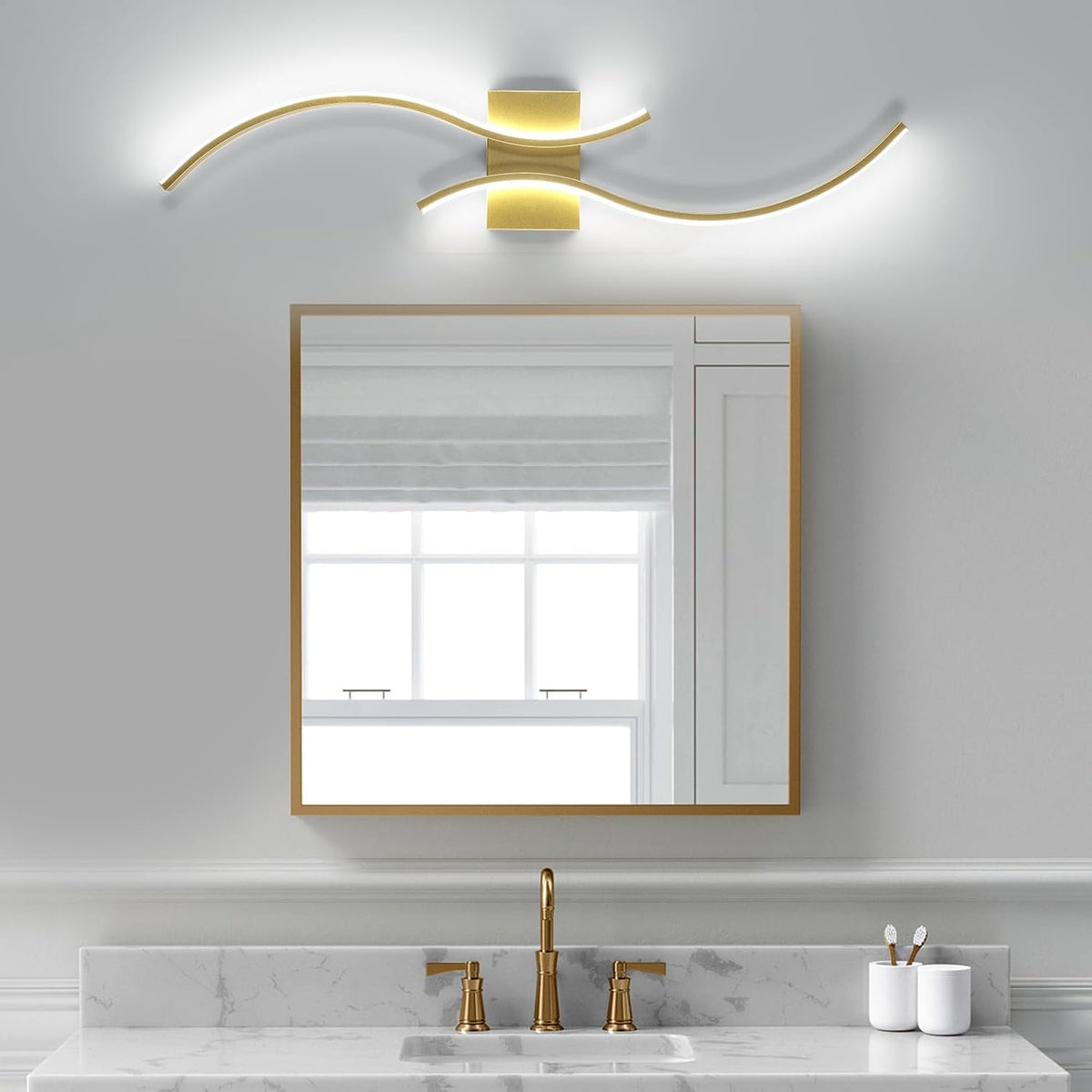 Wall Light - Gold Aluminium Frame, White Light
