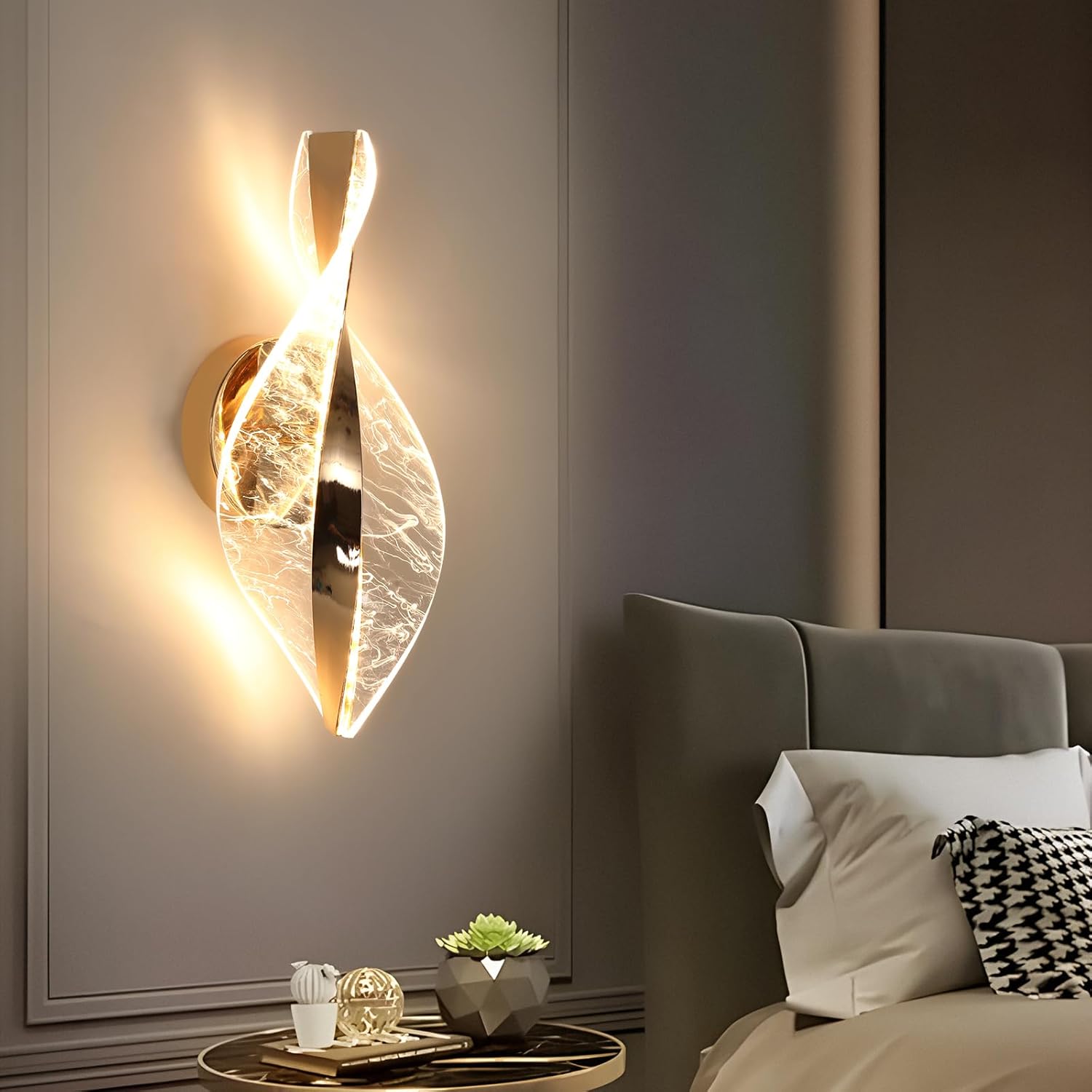 Wall Light - Gold Acrylic Frame, Tunable
