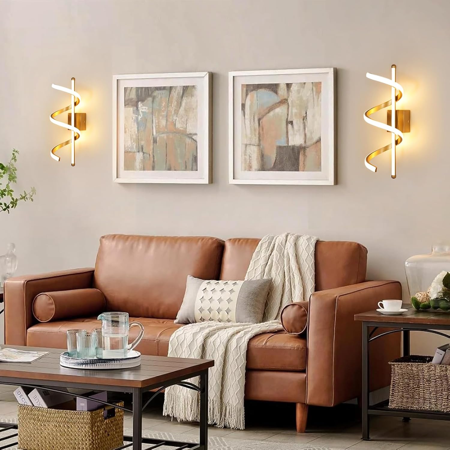 Wall Light - Gold Aluminium Frame, Warm Light