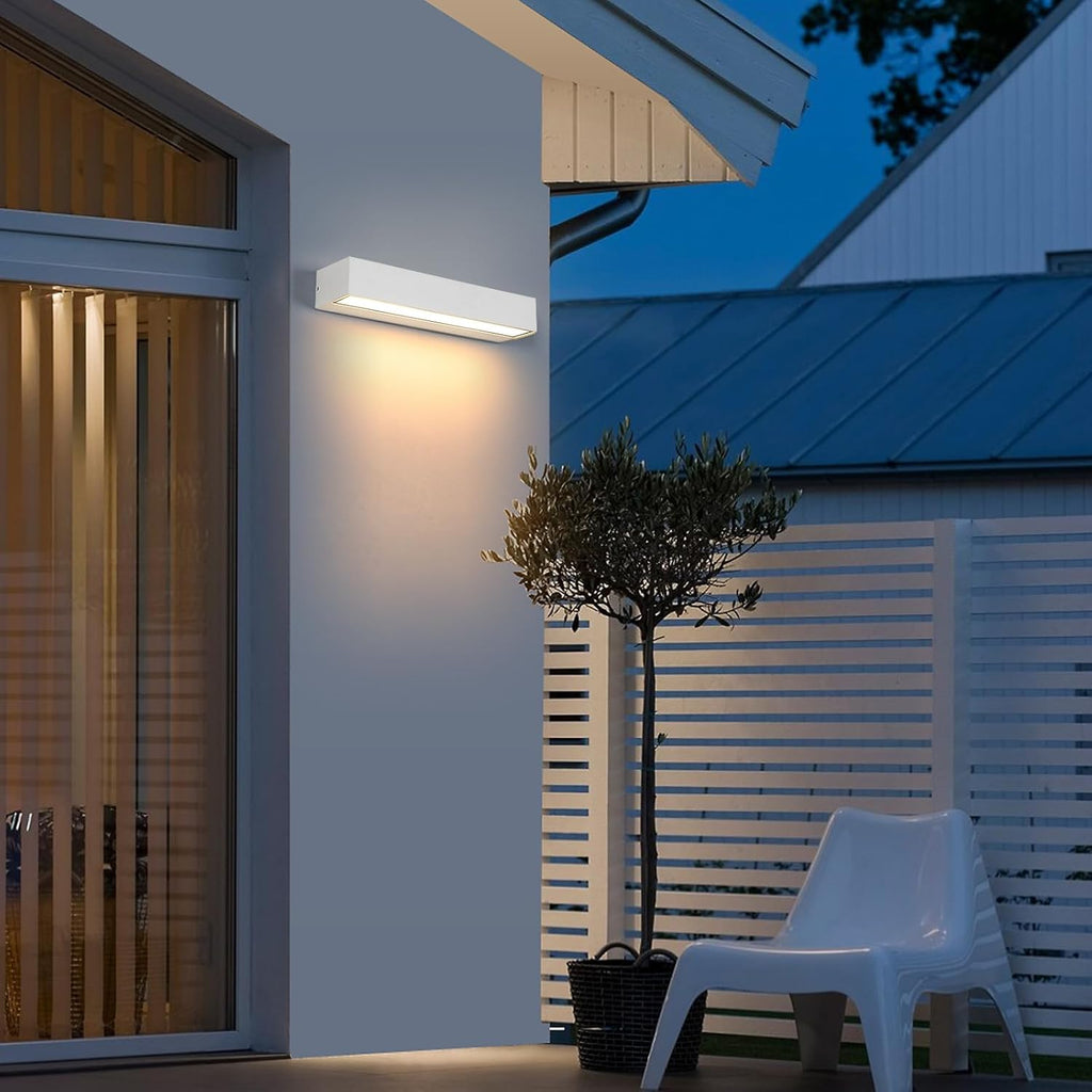 Wall Light - White Metal Frame, Warm Light