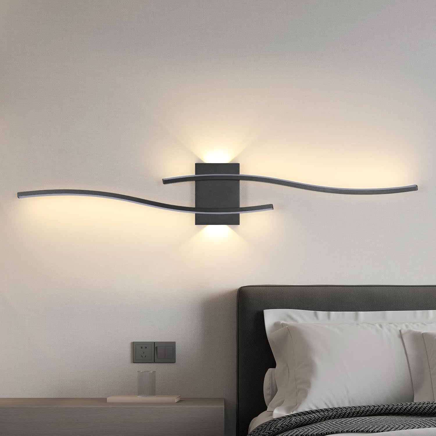 Wall Light - Black Aluminium Frame, Warm Light