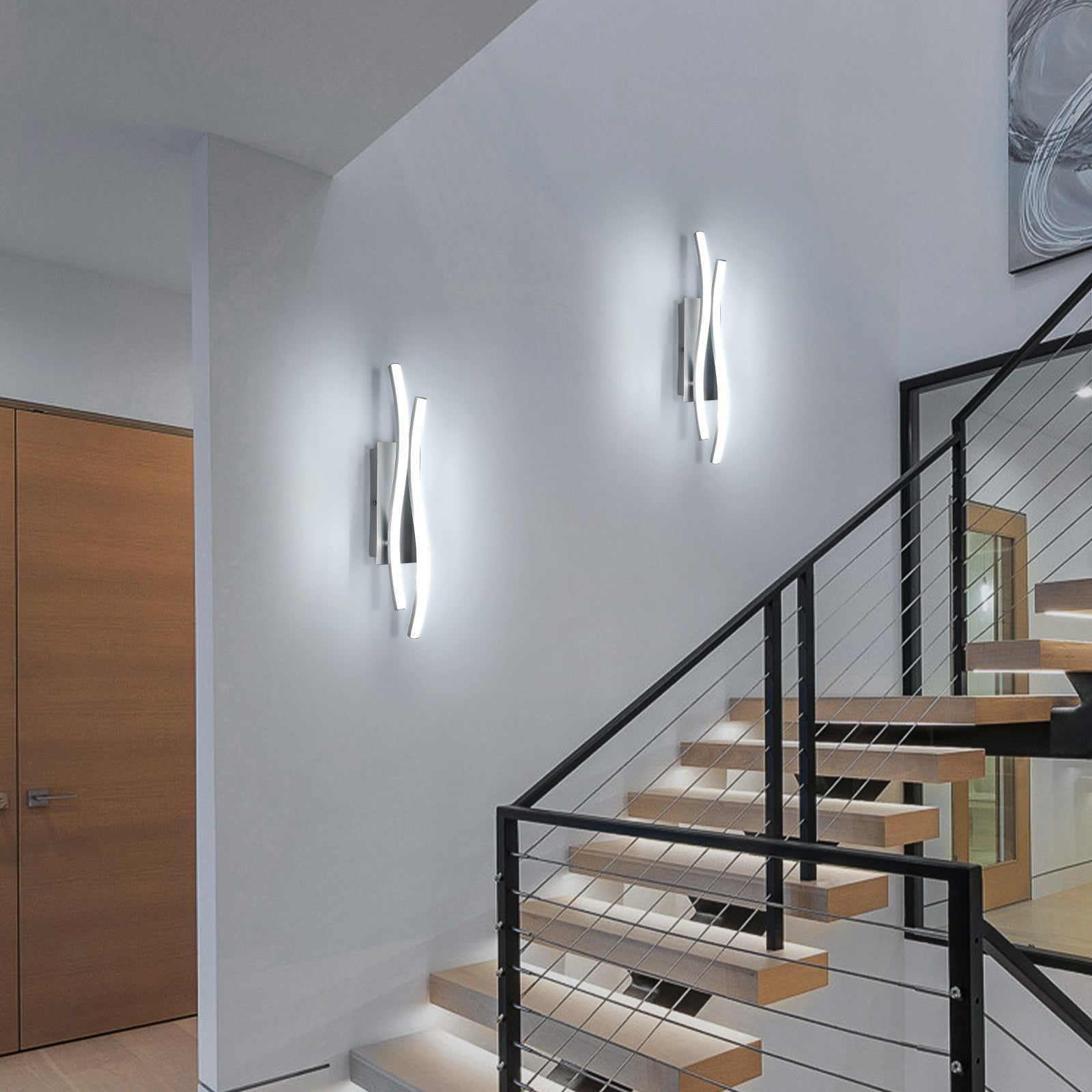 Wandleuchte – silberner Aluminiumrahmen, weißes Licht